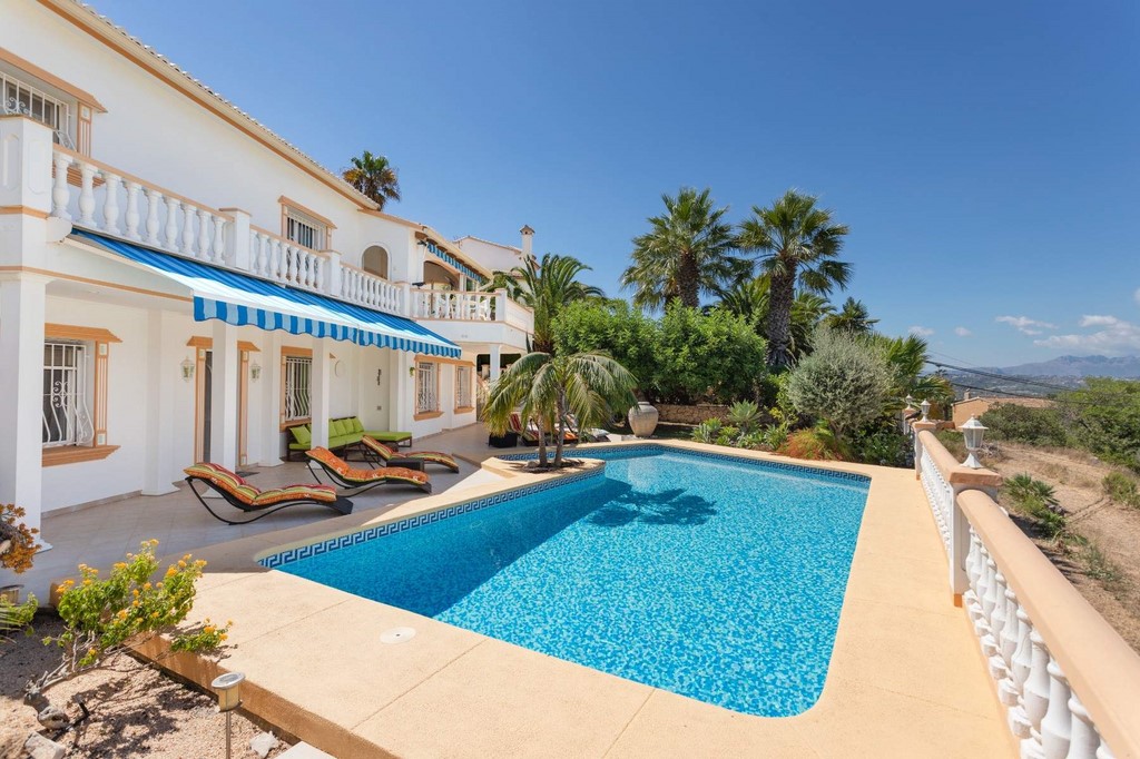 6 Bedroom Villa in Benitachell