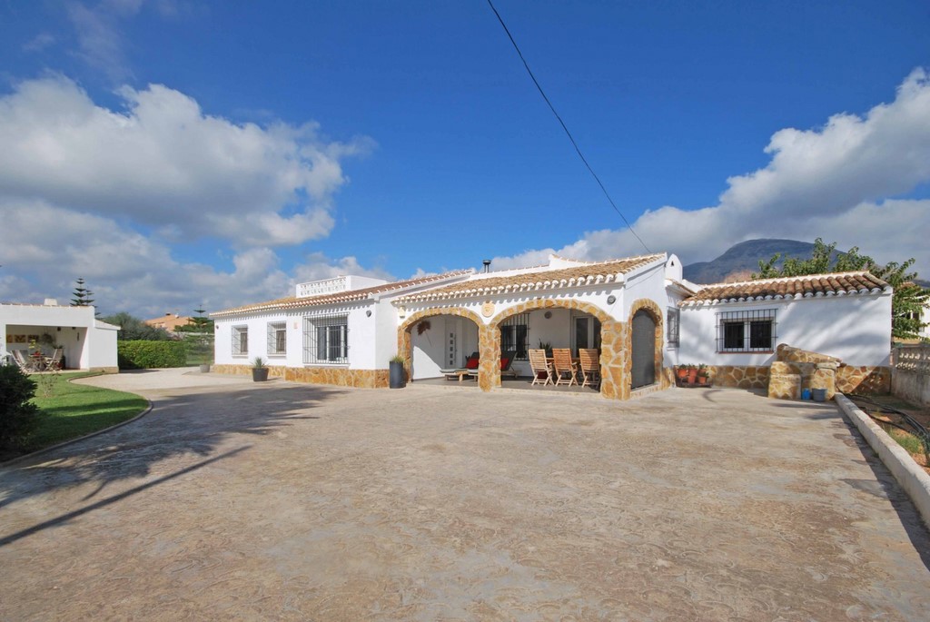5 Bedroom Finca / Country House in Javea