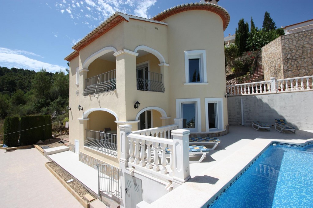 4 Bedroom Villa in Orba