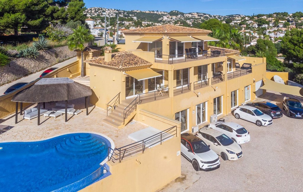 3 Bedroom Villa in Benissa Costa