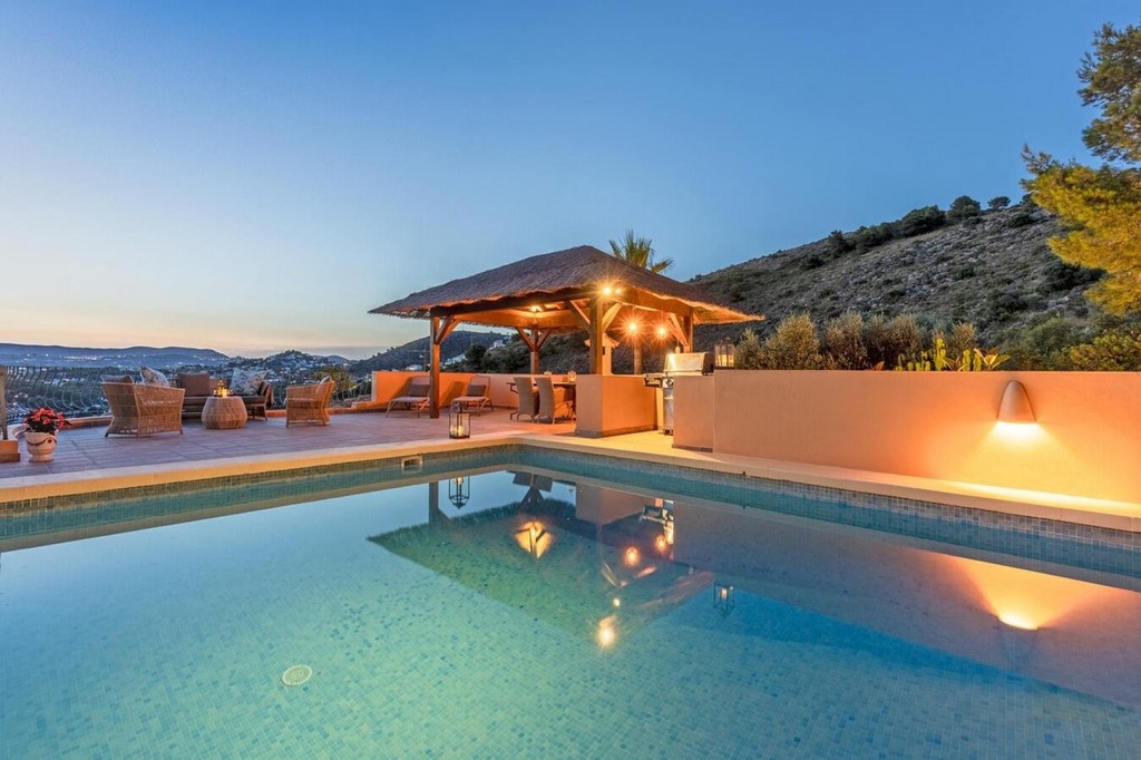 3 Bedroom Villa in El Portet