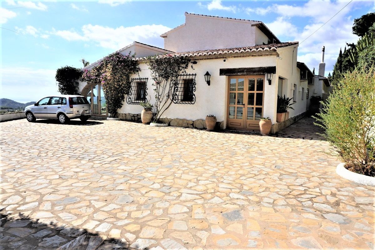 6 Bedroom Finca / Country House in Benissa